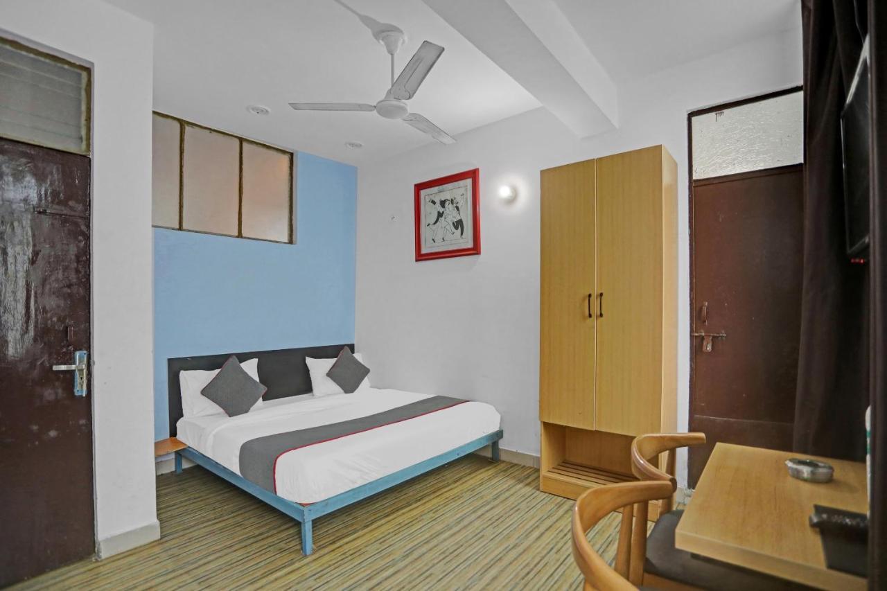 Collection O Jps Near Pvr Vikaspuri Delhi Hotel Exterior foto